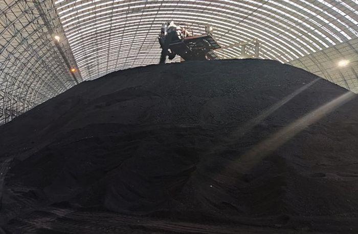 手里有糧心不慌,保供有我(攝影:李明彬) 手里有糧心不慌,保供有我(攝影:李明彬)