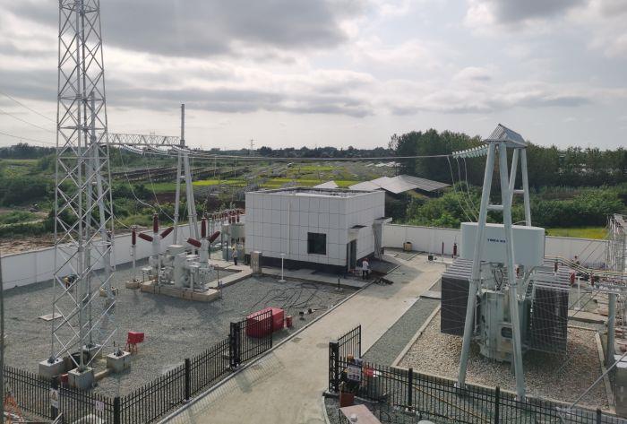 2  爭分奪秒,工程建設(shè)圓滿收官 (棗陽興隆光伏電站) 2  爭分奪秒,工程建設(shè)圓滿收官 (棗陽興隆光伏電站)