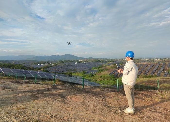 4  加強引導(dǎo),創(chuàng)新創(chuàng)效激發(fā)活力 4  加強引導(dǎo),創(chuàng)新創(chuàng)效激發(fā)活力